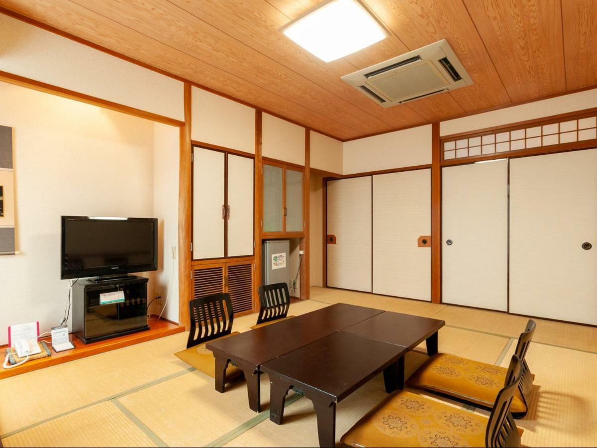 Kikuchi Grand Hotel Buitenkant foto