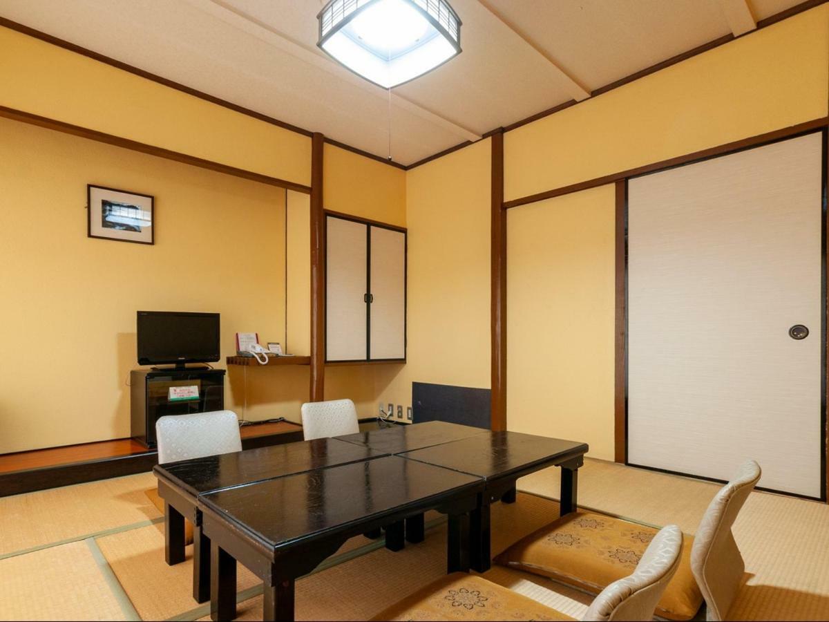 Kikuchi Grand Hotel Buitenkant foto