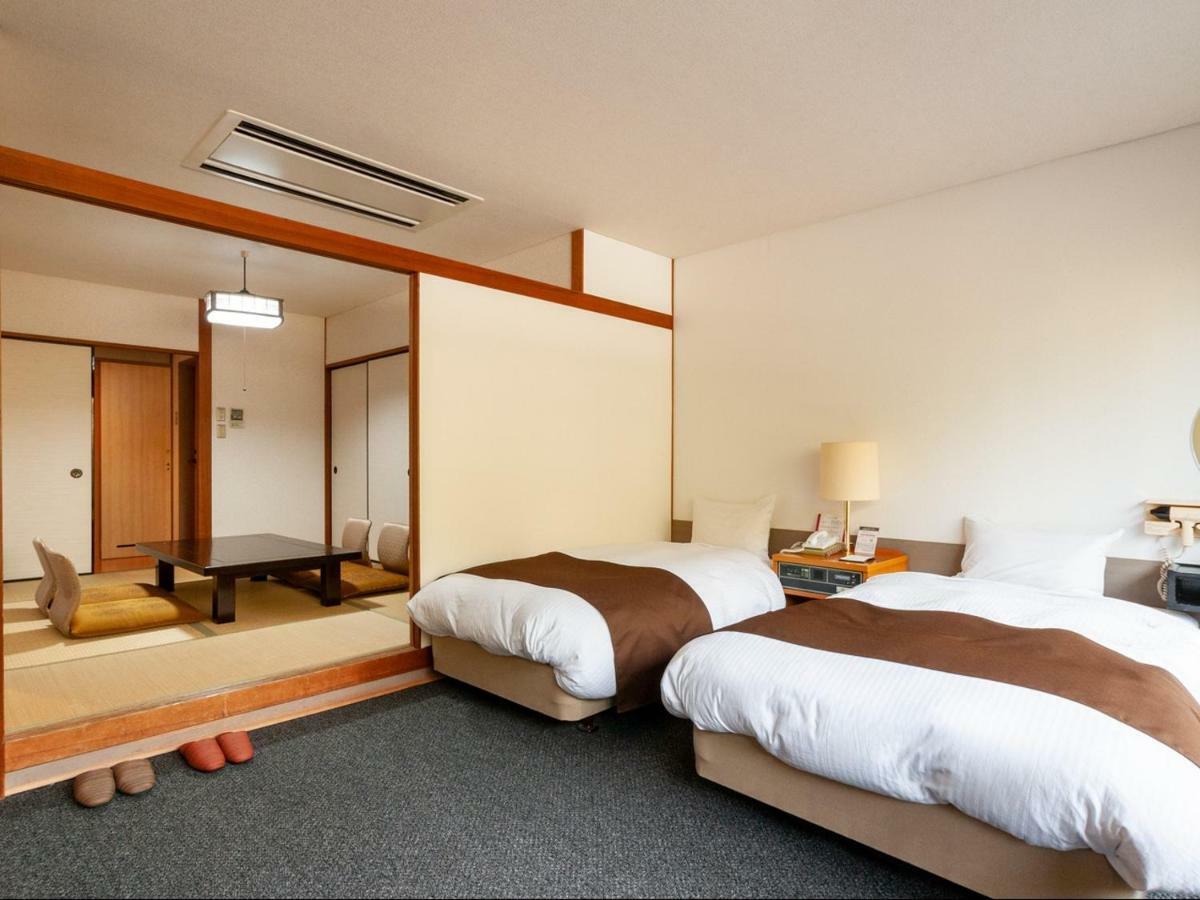 Kikuchi Grand Hotel Buitenkant foto