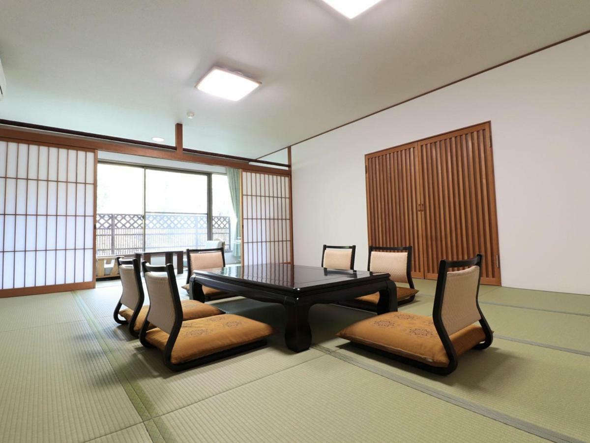 Kikuchi Grand Hotel Buitenkant foto